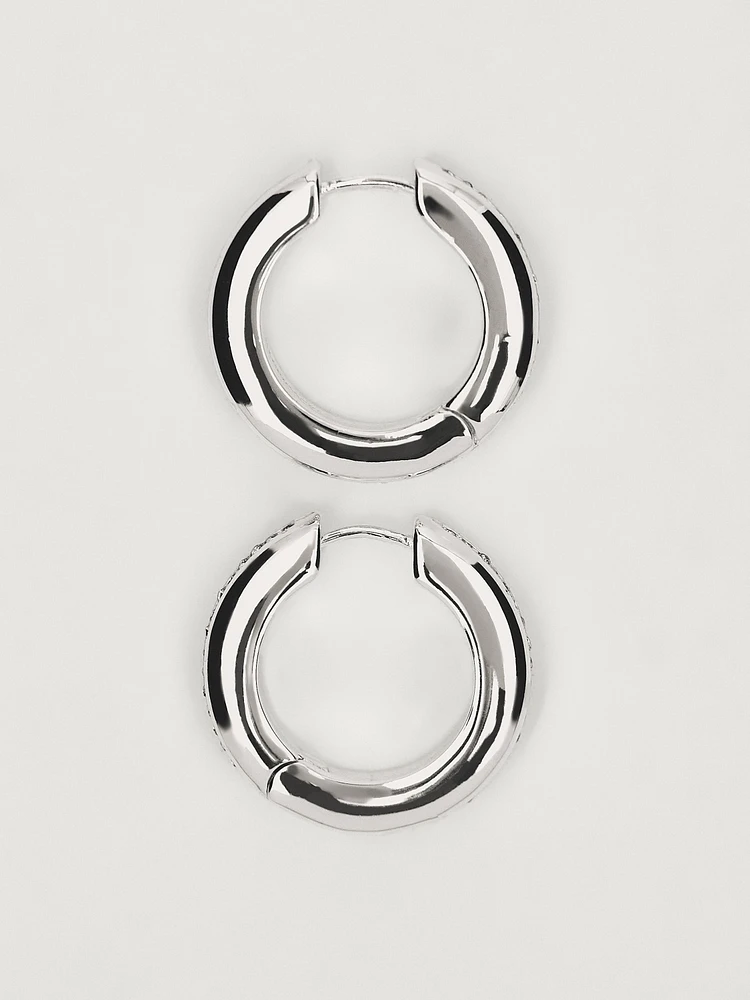 Boucles d’oreilles anneaux à brillants