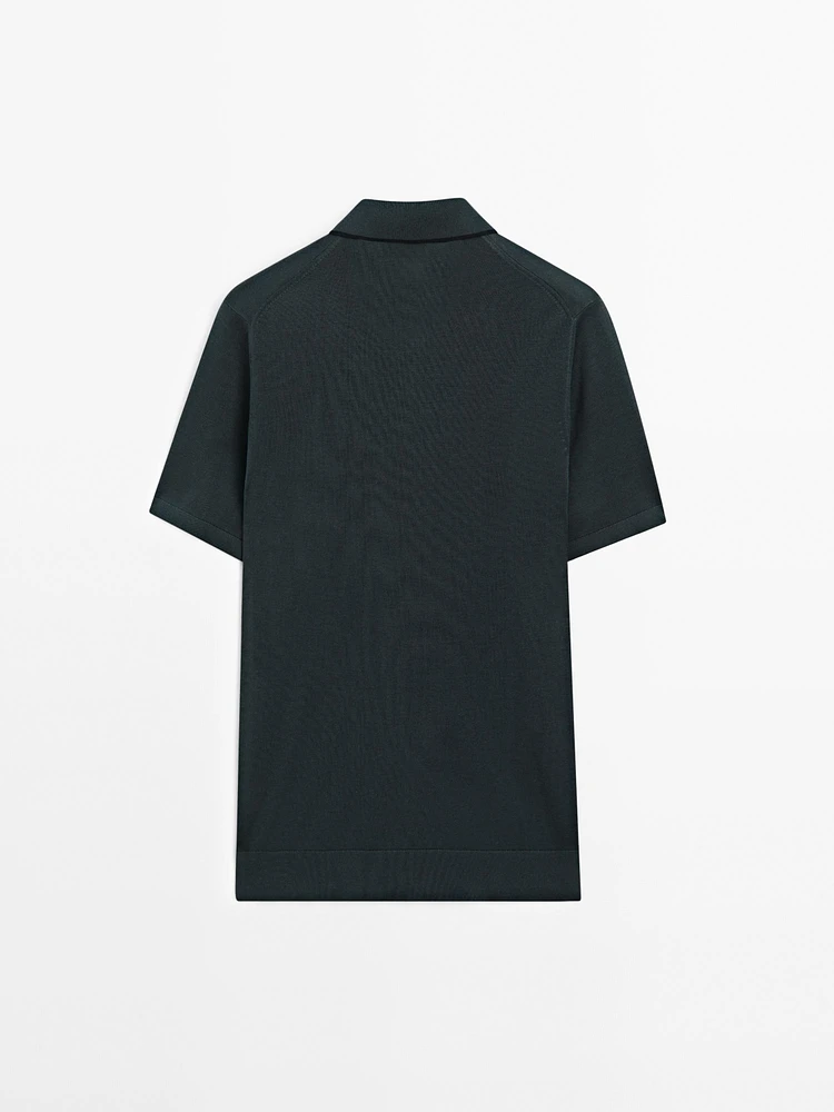 Knit polo shirt with coloured collar detail
