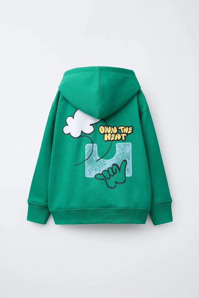 GRAFFITI PRINT HOODED SWEATSHIRT