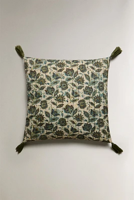 HOUSSE DE COUSSIN FLEUR ET POMPON