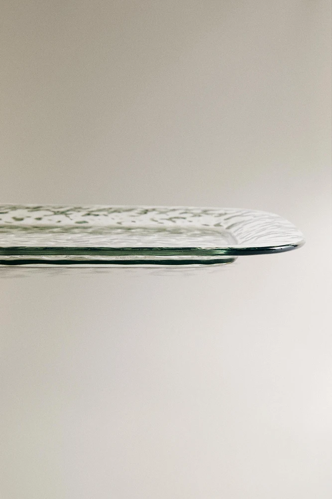 ACRYLIC TRAY WITH TEXTURED EDGE