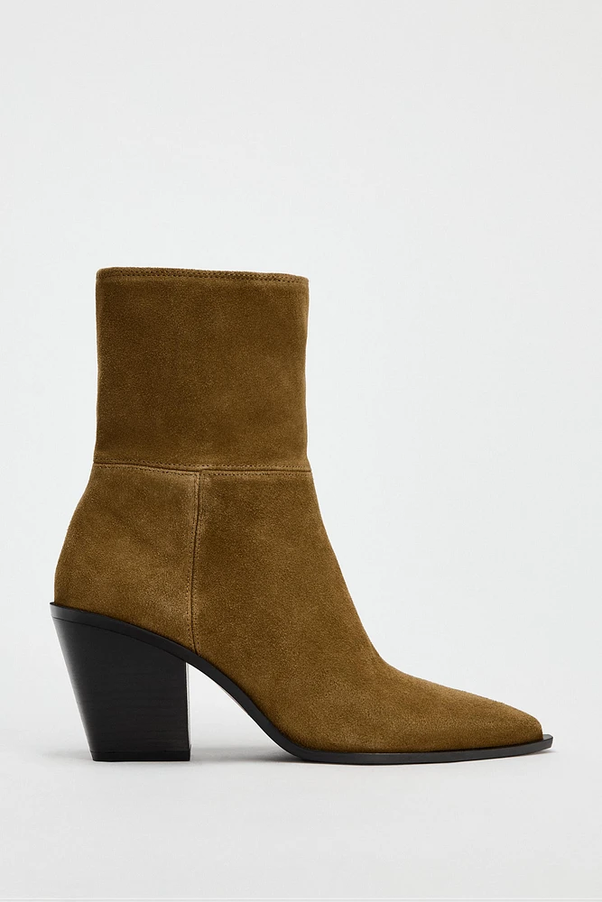 BOTTINES EN CROÛTE DE CUIR