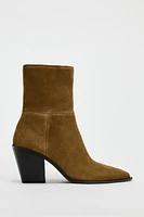 BOTTINES EN CROÛTE DE CUIR