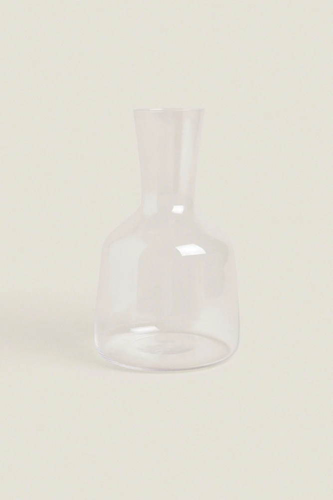 GLASS DECANTER