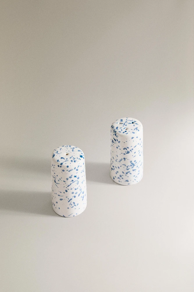 SPECKLED STONEWARE SALT AND PEPPER SHAKER SET