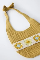 BAVOIR À TEXTURE CROCHET