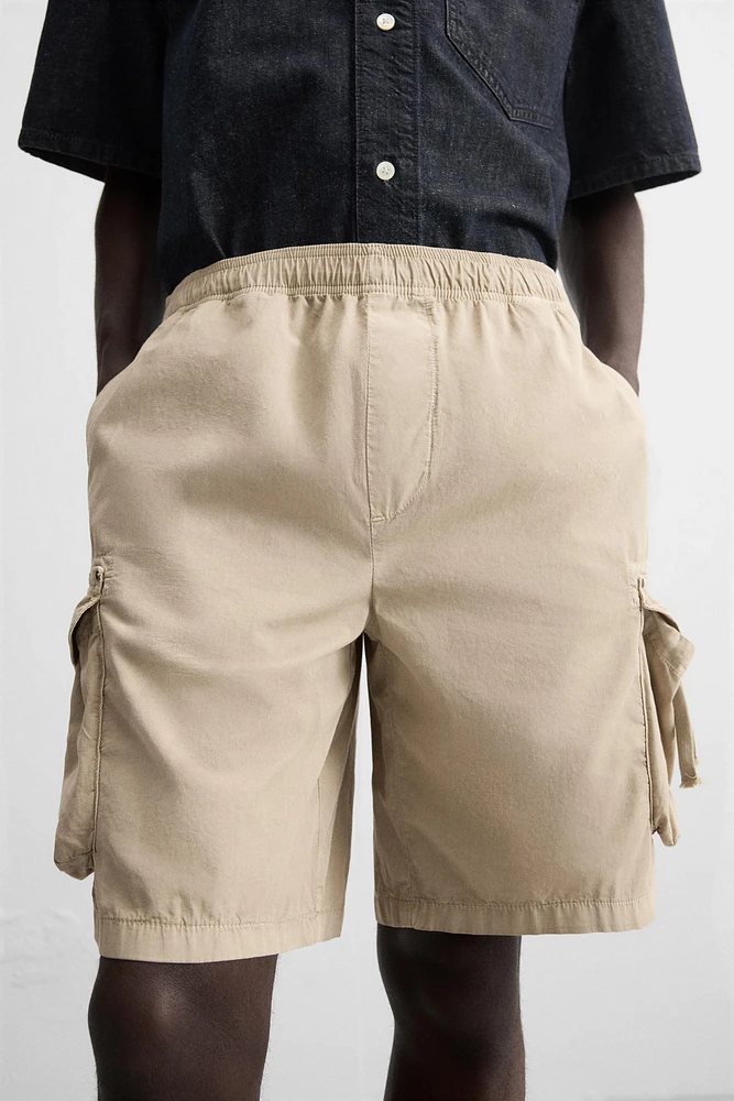RELAXED FIT CARGO SHORTS