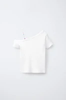 ASYMMETRIC RIBBED BEADED TOP