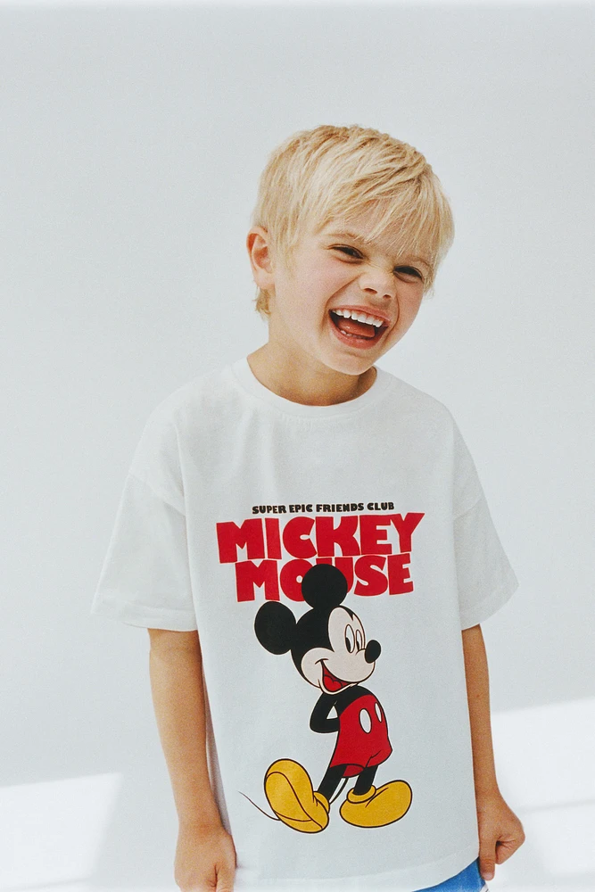 MICKEY MOUSE © T-SHIRT AND SHORTS SET