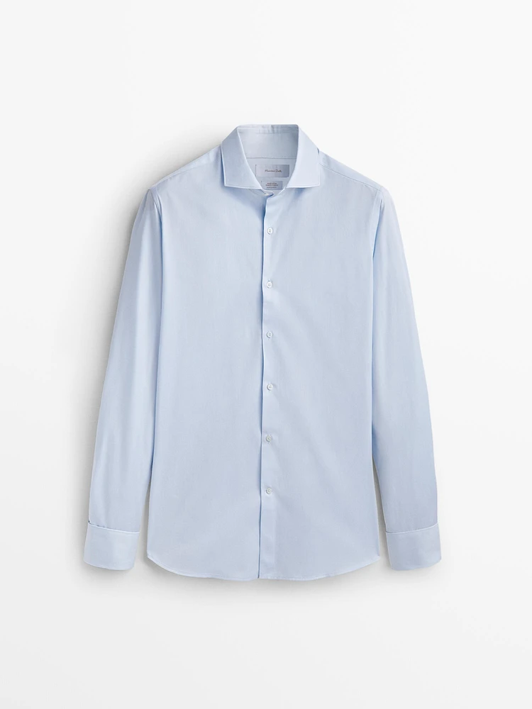 Slim fit cotton shirt with double cuffs