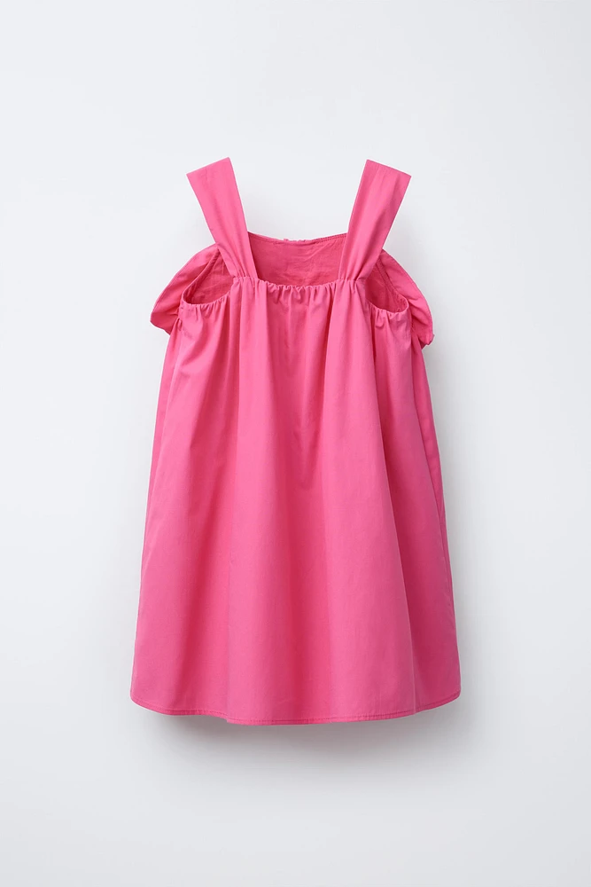 ROBE AVEC MAXI NŒUD