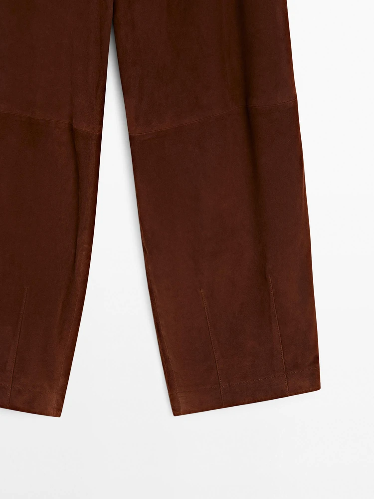 Low-rise cropped suede leather trousers
