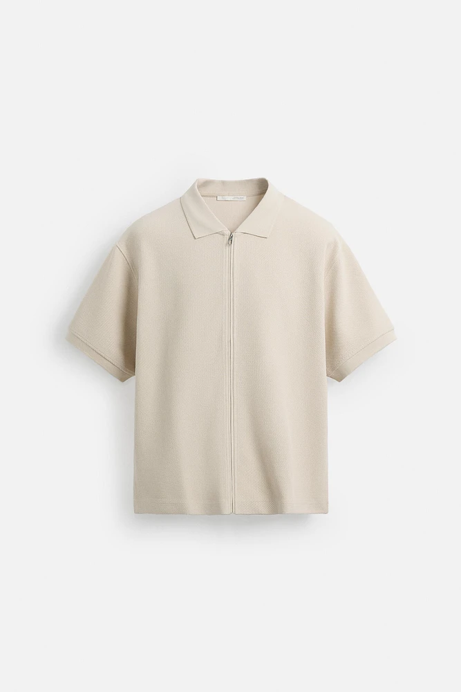 TEXTURED ZIPPER JACKET