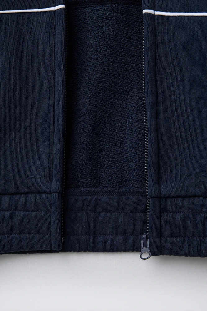 PLUSH SWEATSHIRT WITH TEXT