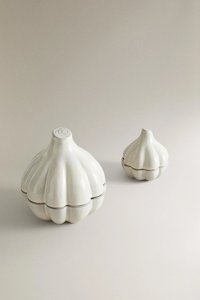 TERRACOTTA GARLIC STORAGE JAR