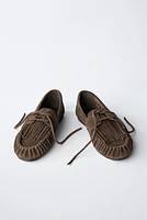 MOCASSINS EN CUIR VELOURS AVEC FRANGES