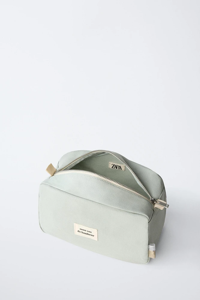 BASIC TOILETRY BAG