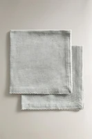 SCALLOPED NAPKINS
