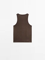 Round neck top with shimmery detail