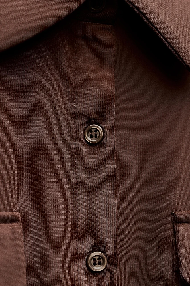 CHEMISE À POCHES
