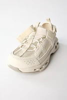 MESH SNEAKERS
