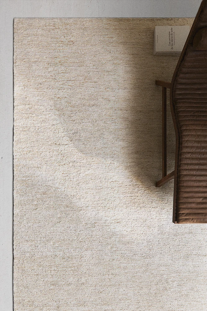 WOVEN JUTE RUG