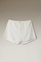 GATHERED SHORTS WITH LACE