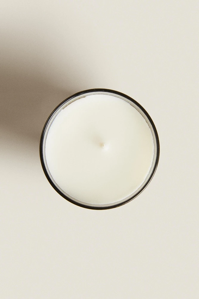 G) BOUGIE PARFUMÉE DARK AMBER