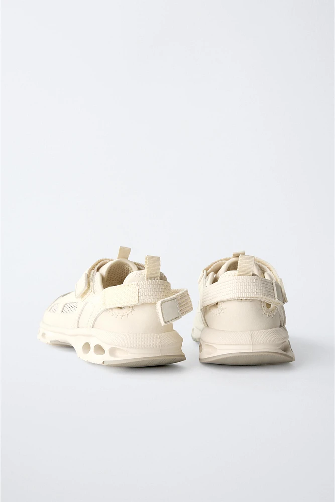 MESH SNEAKERS