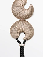 Ceinture en cuir avec boucle fossile