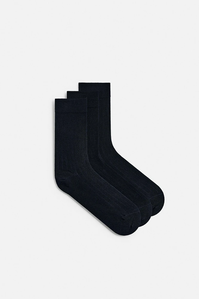 3-PACK OF TEXTURED SOCKS