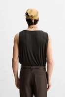 TEXTURED TANK TOP