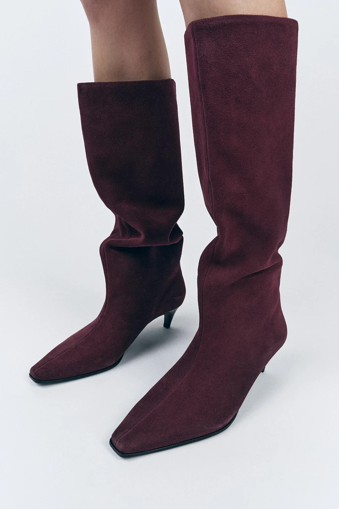 BOTTES À TALONS EN DAIM