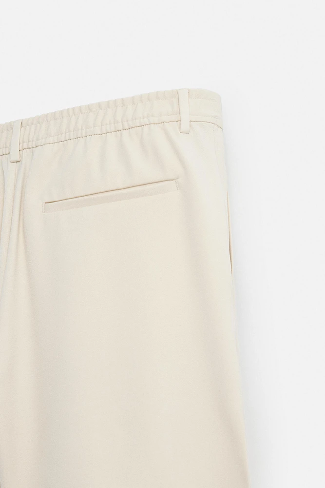 REGULAR FIT COMFORT SHORTS