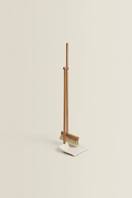 ENSEMBLE BALAI PELLE BOIS
