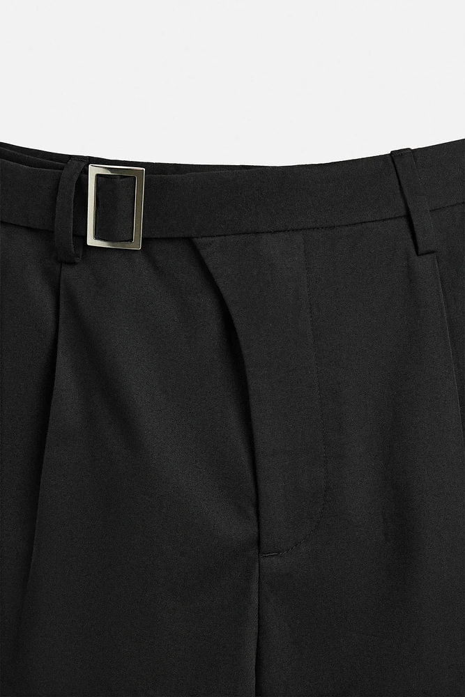 BELTED PLEATED SHORTS