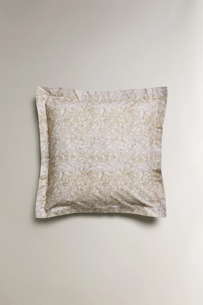 LEAF PRINT PILLOWCASE