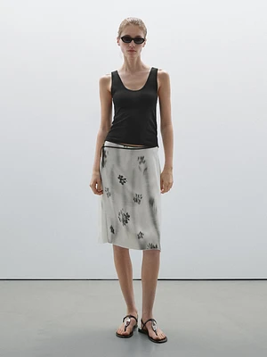 Printed skirt with tie waist