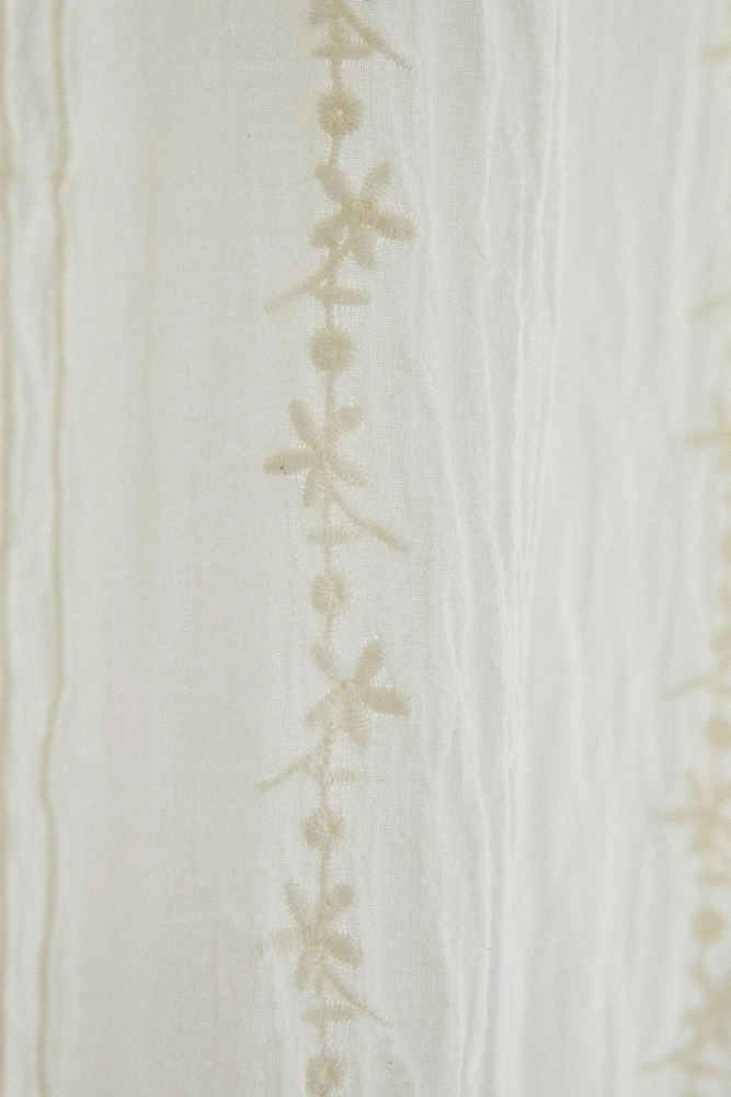 RIDEAU ENFANT BRODERIES FLEURS