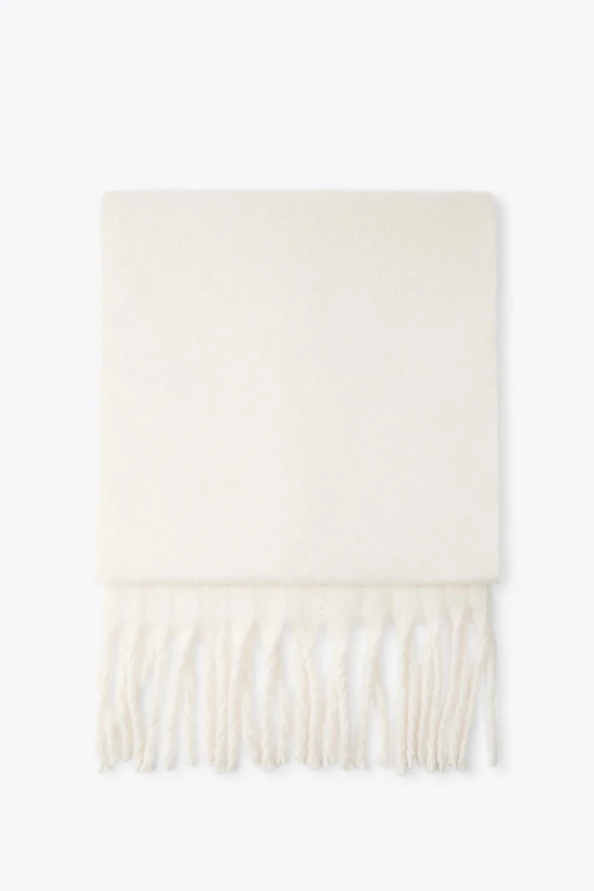 FRINGED WIDE SCARF