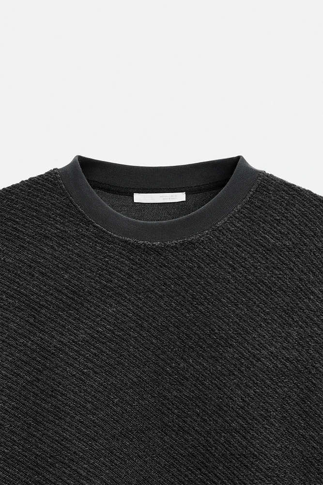 SWEAT STRUCTURÉ DIAGONAL