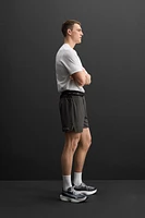 RELAXED TRAINING T-SHIRT