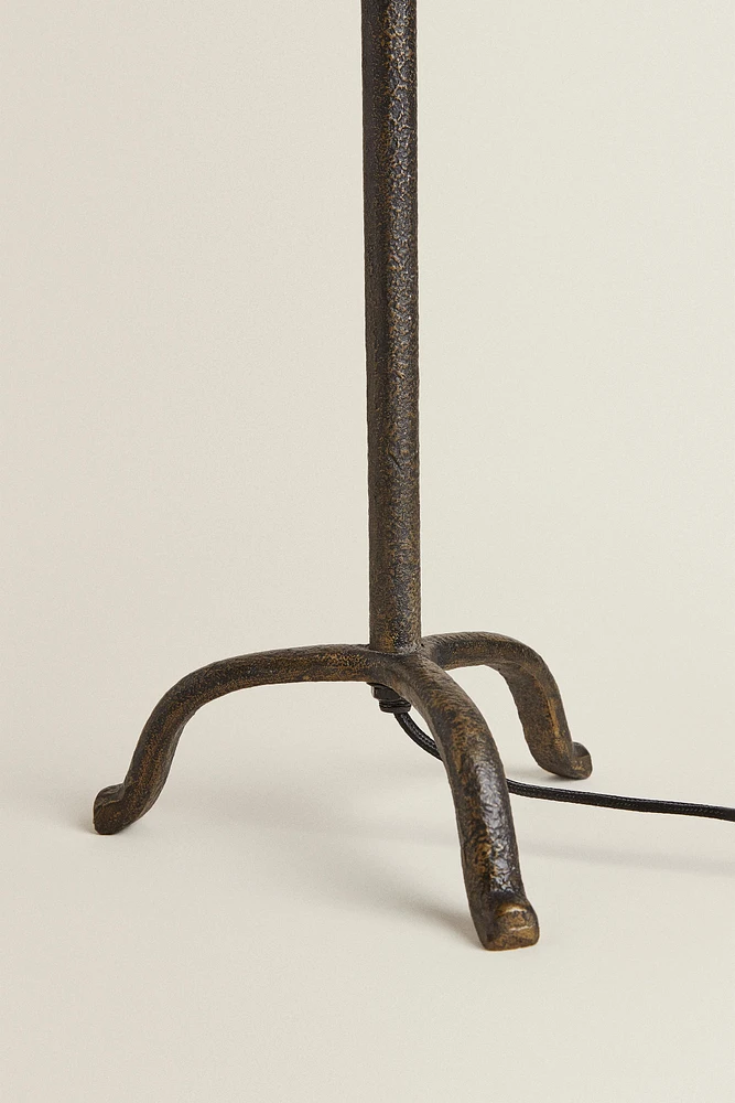 LAMPE DE TABLE BASE TRÉPIED
