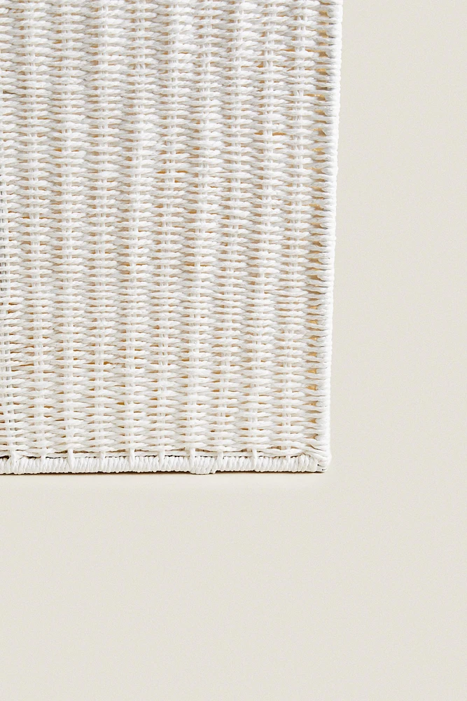 LAUNDRY BASKET WITH TWO COMPARTMENTS