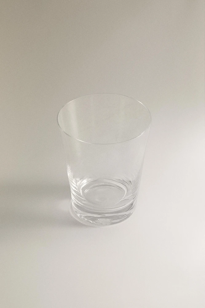 CRYSTALLINE TUMBLER WITH THICK BASE