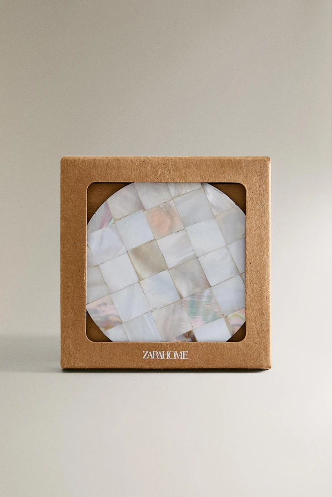 LOT DESSOUS DE VERRE NACRE (LOT DE 4)