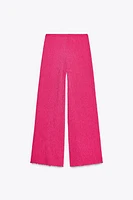 TEXTURED FLOWY PANTS