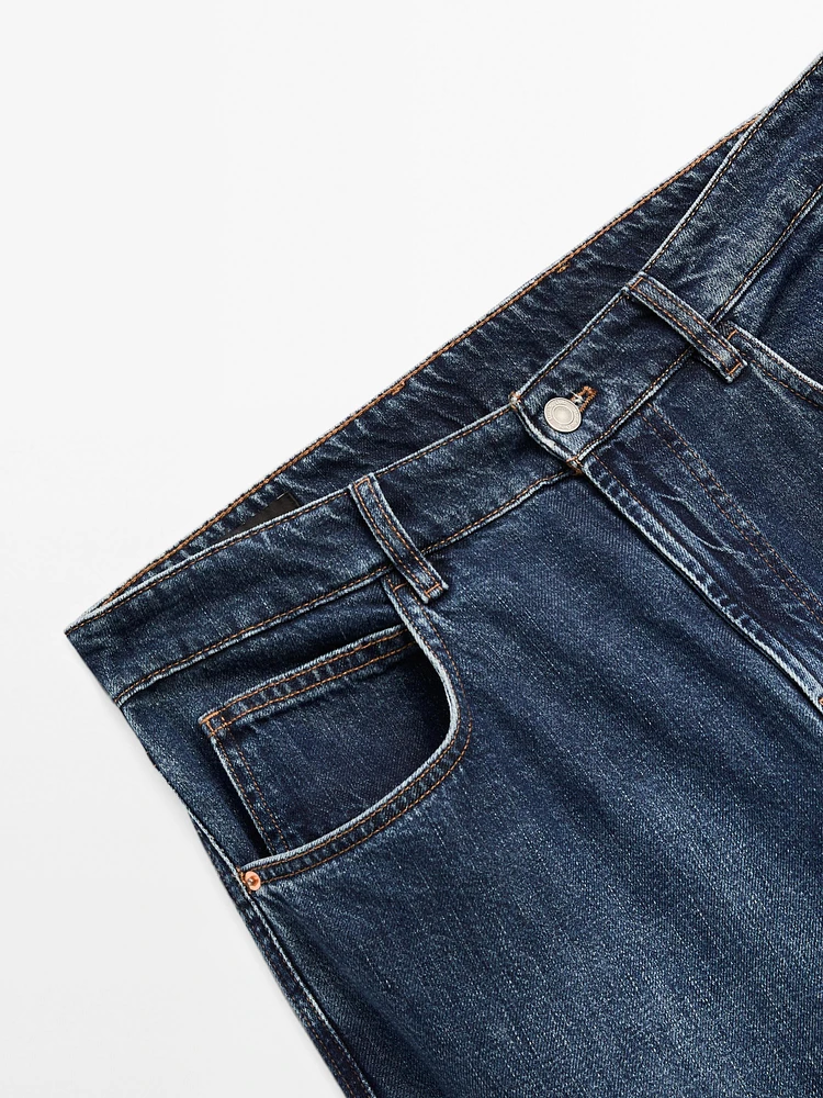 Wide-leg jeans