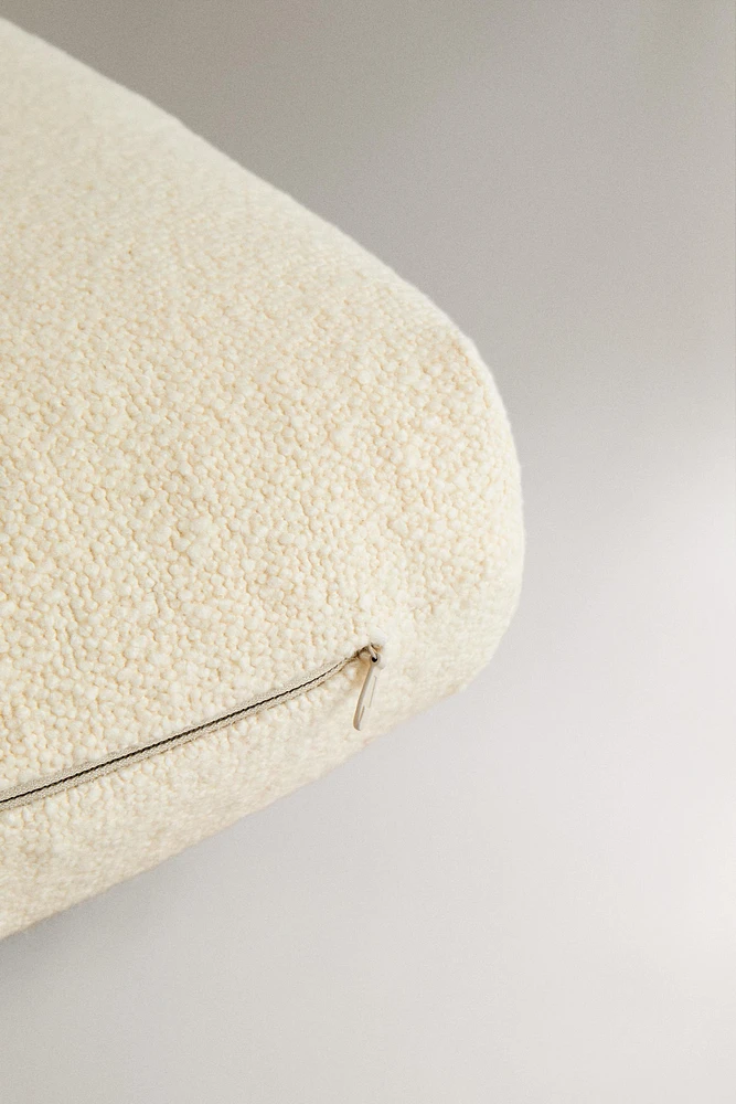 BOUCLÉ FOLDING LOUNGE CHAIR