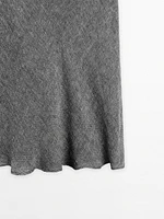 Linen fluid sleeveless dress